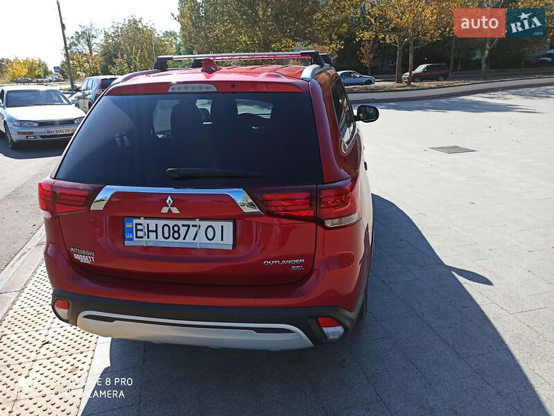 Универсал Mitsubishi Outlander 2019 в Одессе