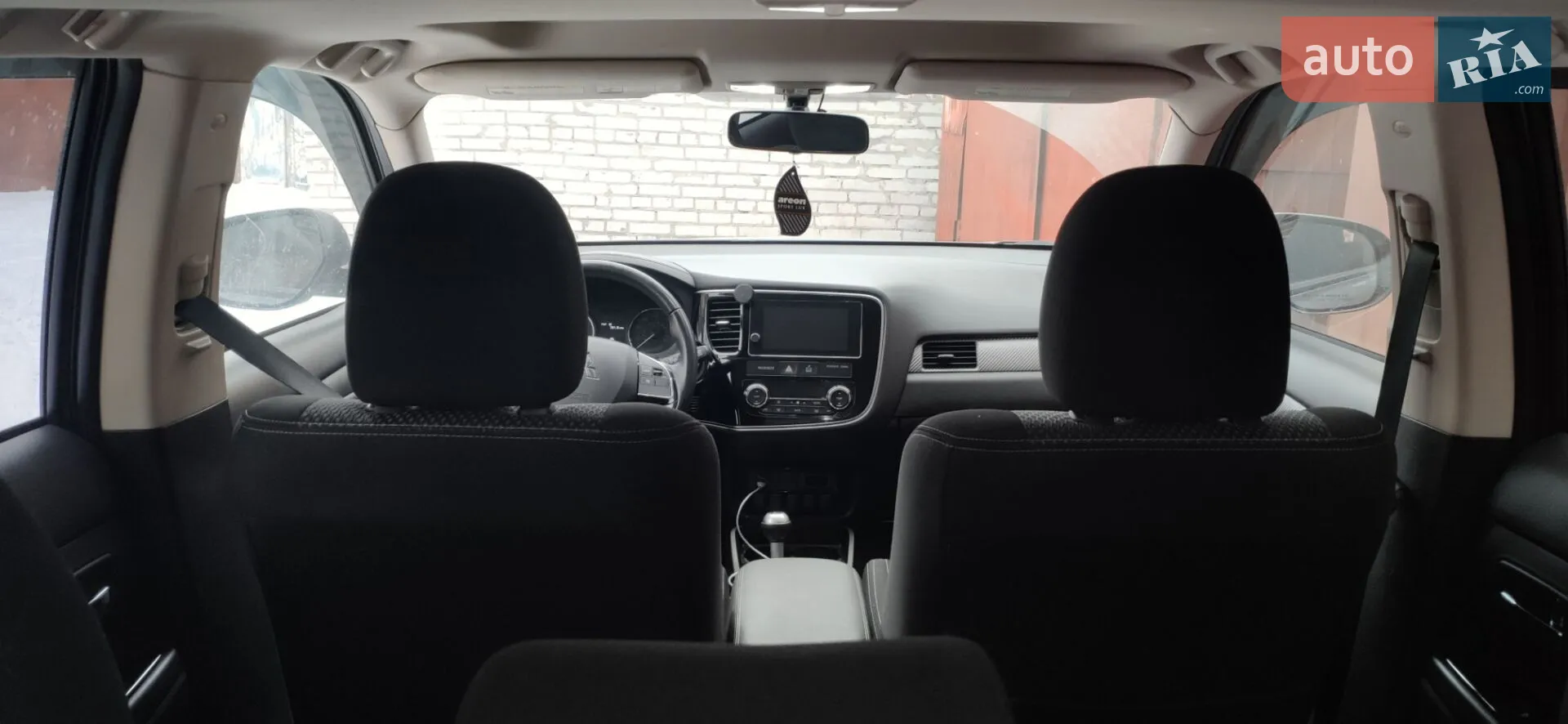 2017 Mitsubishi Outlander - мініатюра 3
