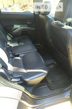 Внедорожник / Кроссовер Mitsubishi Outlander 2008 в Львове
