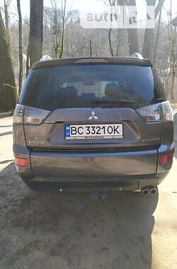Внедорожник / Кроссовер Mitsubishi Outlander 2008 в Львове