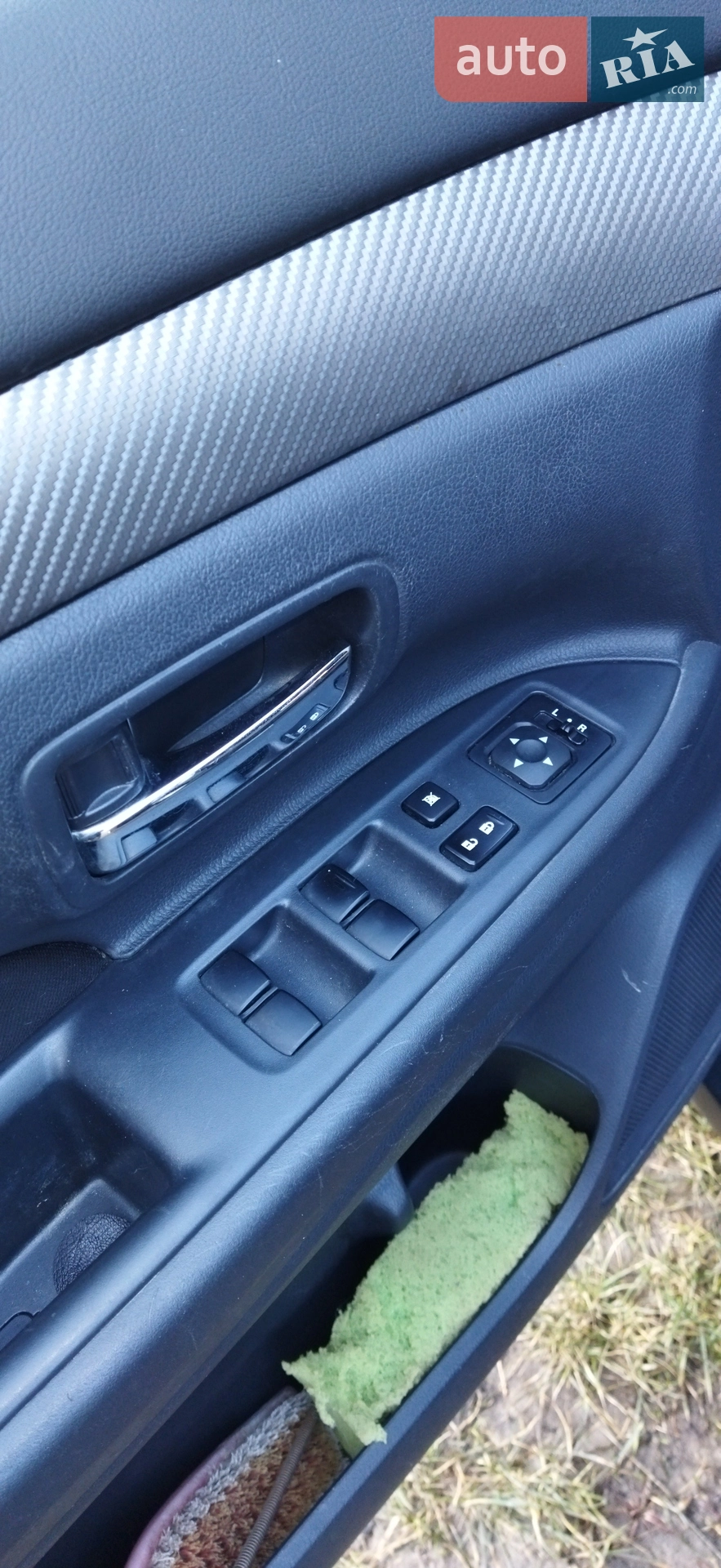2013 Mitsubishi Outlander - мініатюра 4