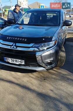 Внедорожник / Кроссовер Mitsubishi Outlander 2018 в Кропивницком