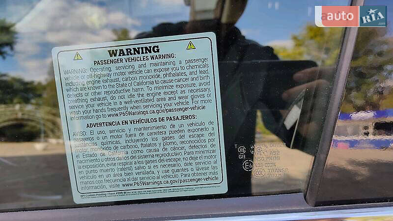 Позашляховик / Кросовер Mitsubishi Outlander 2018 в Запоріжжі