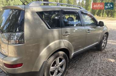 Внедорожник / Кроссовер Mitsubishi Outlander 2007 в Ахтырке