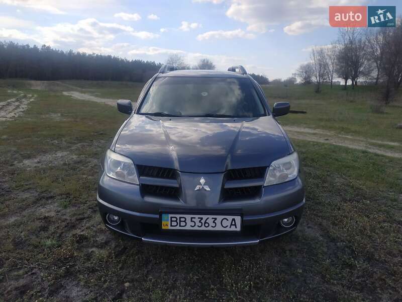 Mitsubishi Outlander 2006