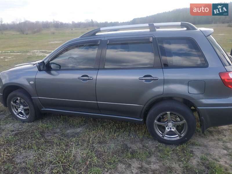 Позашляховик / Кросовер Mitsubishi Outlander 2006 в Дніпрі