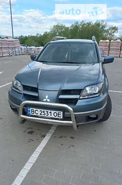 Позашляховик / Кросовер Mitsubishi Outlander 2003 в Дрогобичі