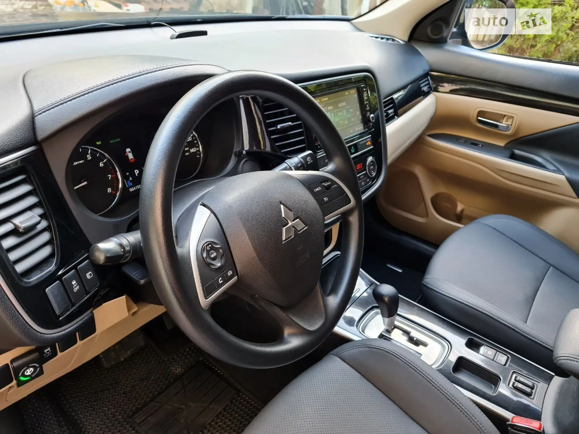2019 Mitsubishi Outlander - мініатюра 18