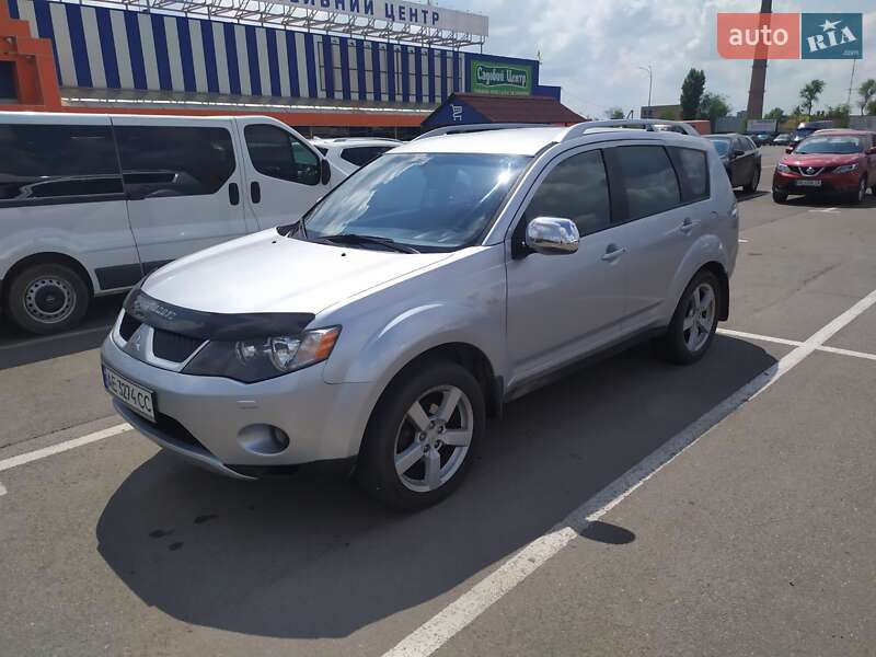 Позашляховик / Кросовер Mitsubishi Outlander 2007 в Кривому Розі