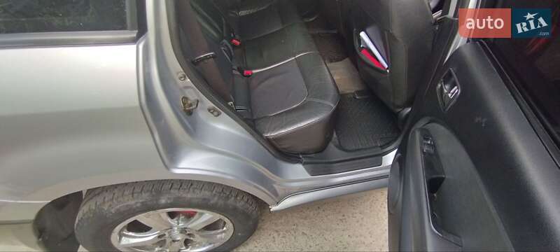 Позашляховик / Кросовер Mitsubishi Outlander 2004 в Теофіполі фото 9 Позашляховик / Кросовер Mitsubishi Outlander 2004 в Теофіполі
