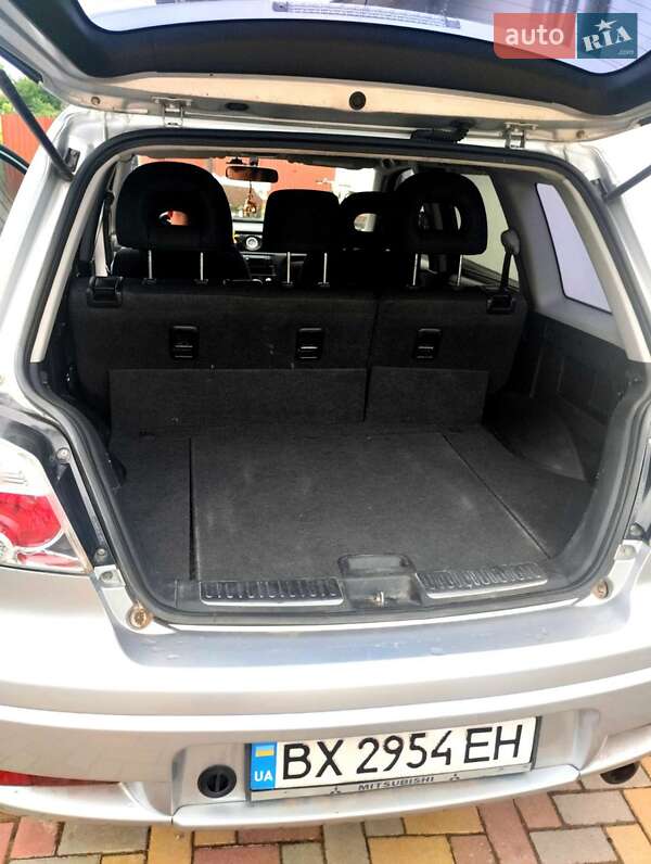 Позашляховик / Кросовер Mitsubishi Outlander 2007 в Хмельницькому