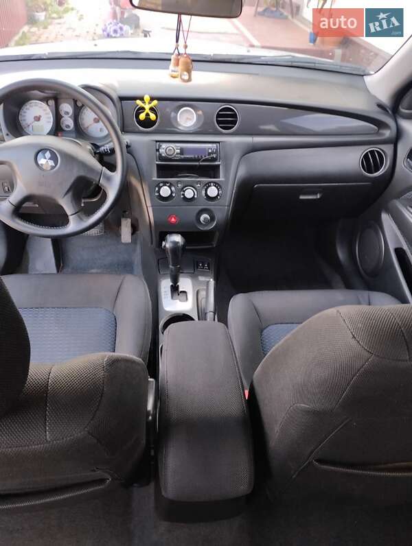 Позашляховик / Кросовер Mitsubishi Outlander 2007 в Хмельницькому