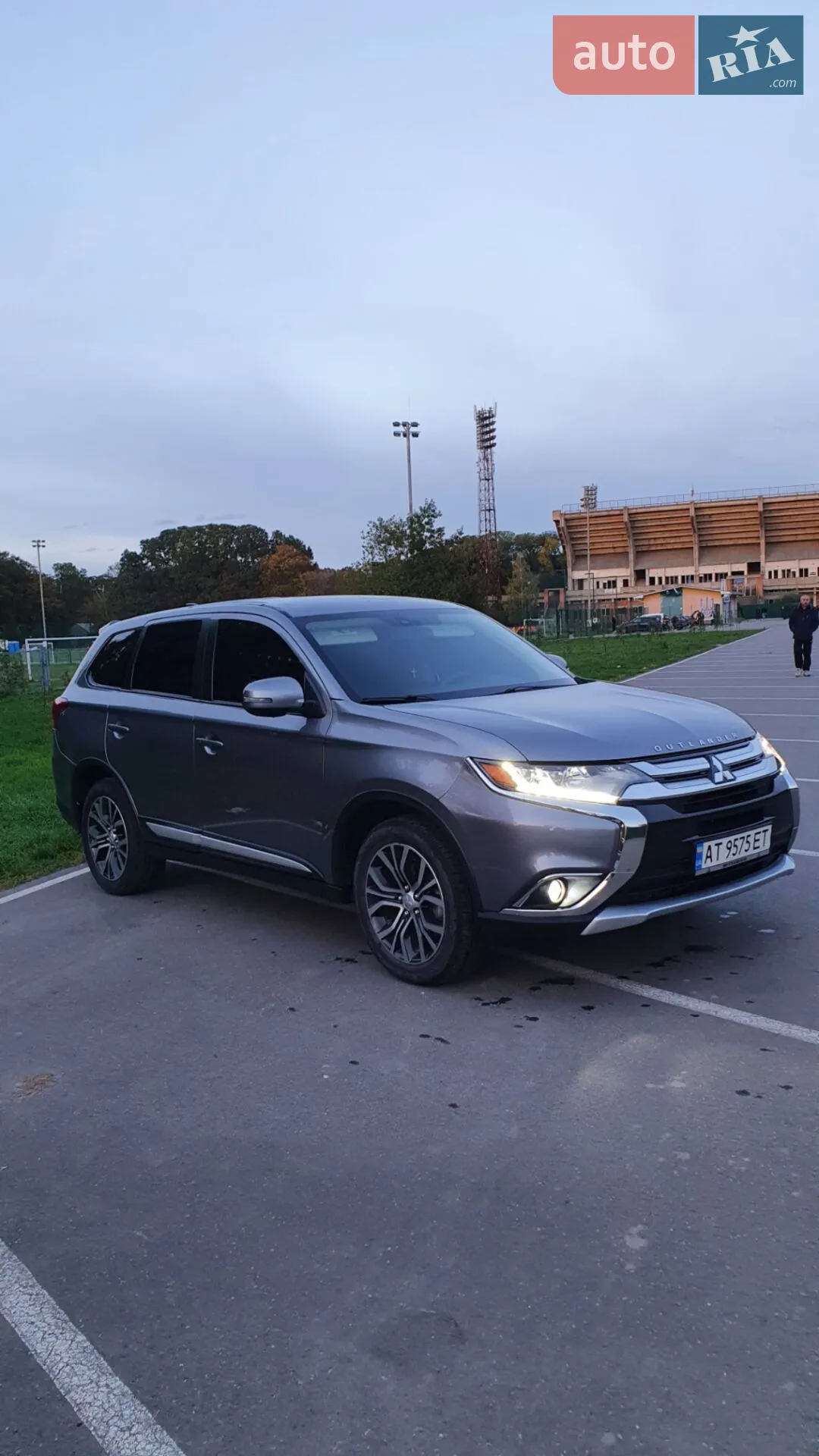 2017 Mitsubishi Outlander - мініатюра 6