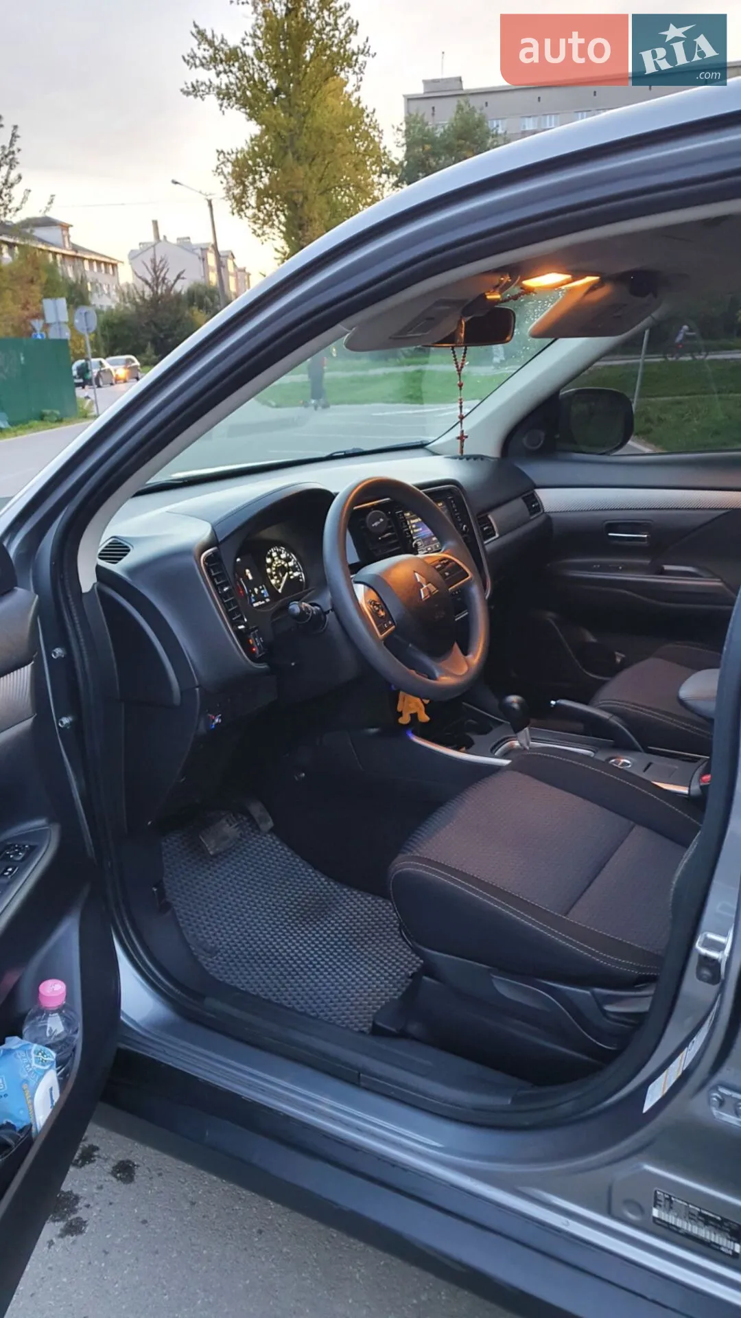 2017 Mitsubishi Outlander - мініатюра 9