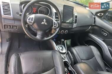 Внедорожник / Кроссовер Mitsubishi Outlander 2008 в 