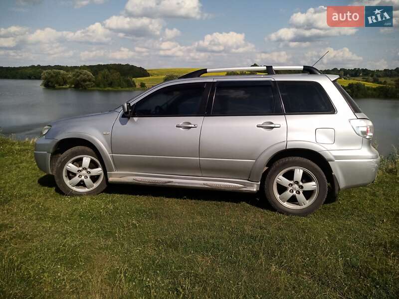 Внедорожник / Кроссовер Mitsubishi Outlander 2008 в Баре