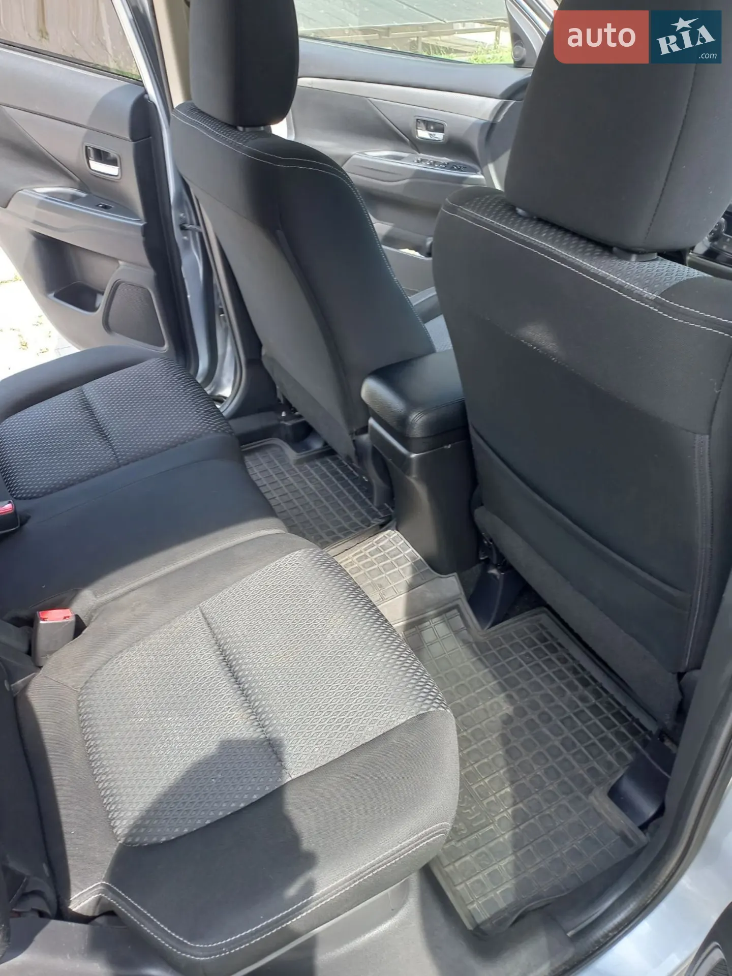 2015 Mitsubishi Outlander - мініатюра 23
