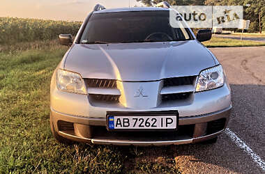 Внедорожник / Кроссовер Mitsubishi Outlander 2007 в Калиновке
