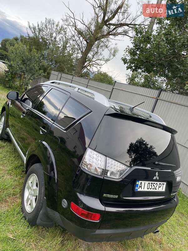 Позашляховик / Кросовер Mitsubishi Outlander 2008 в Березані