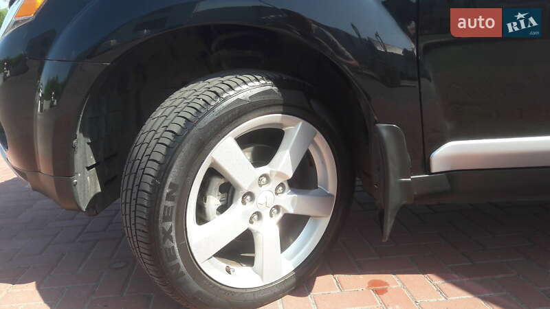 Внедорожник / Кроссовер Mitsubishi Outlander 2008 в Ровно