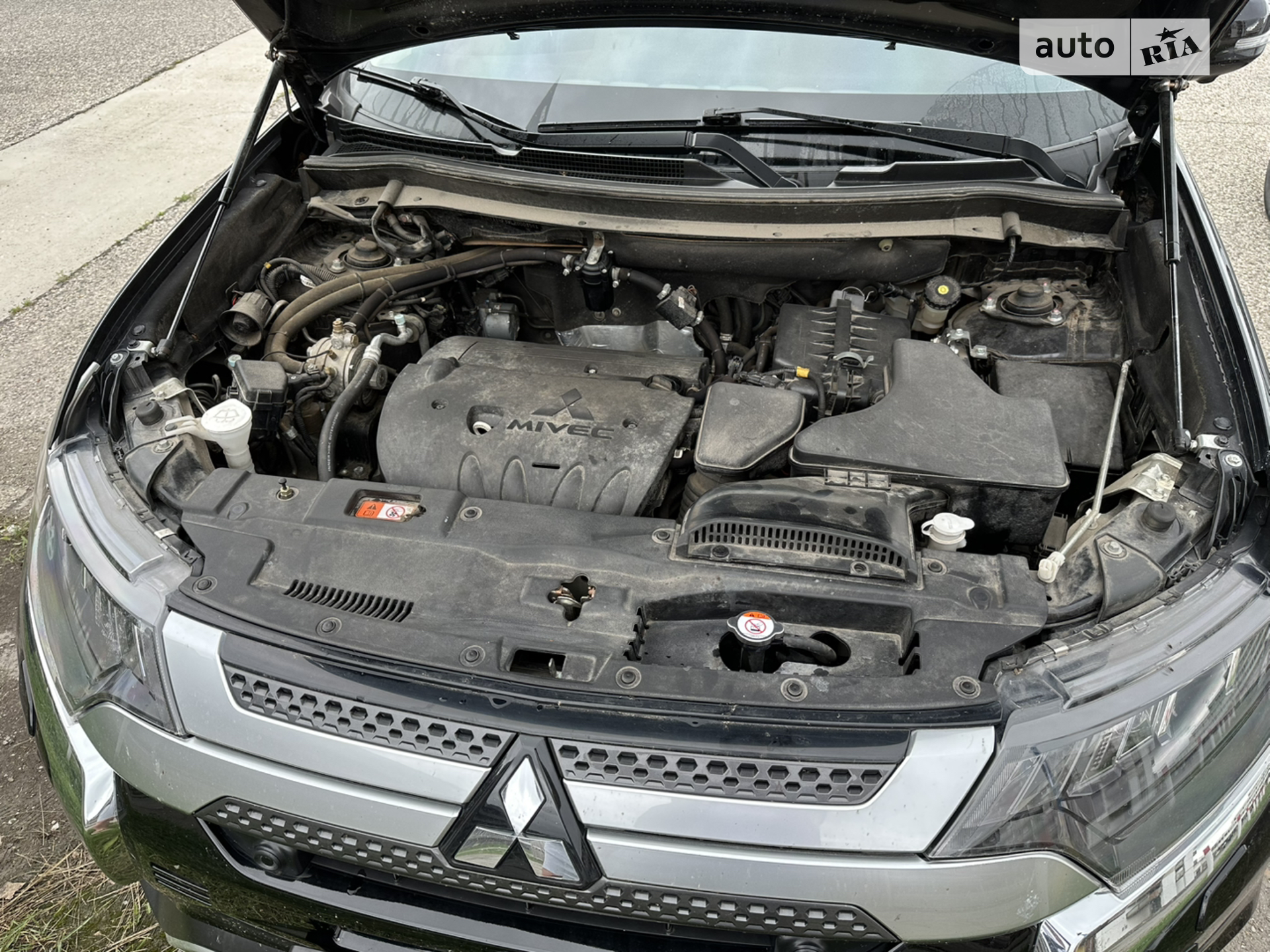 2019 Mitsubishi Outlander - мініатюра 10