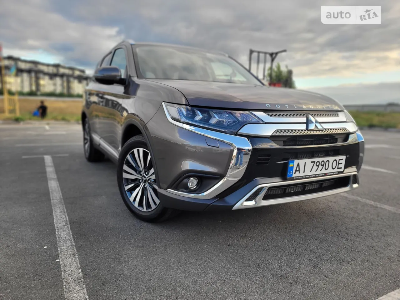 2022 Mitsubishi Outlander - мініатюра 19