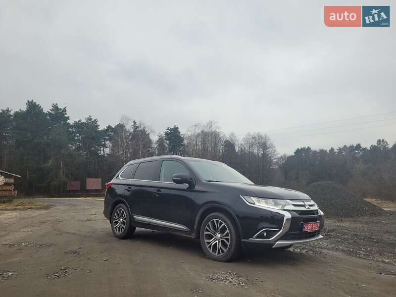 Позашляховик / Кросовер Mitsubishi Outlander 2016 в Одесі фото 6 Позашляховик / Кросовер Mitsubishi Outlander 2016 в Одесі