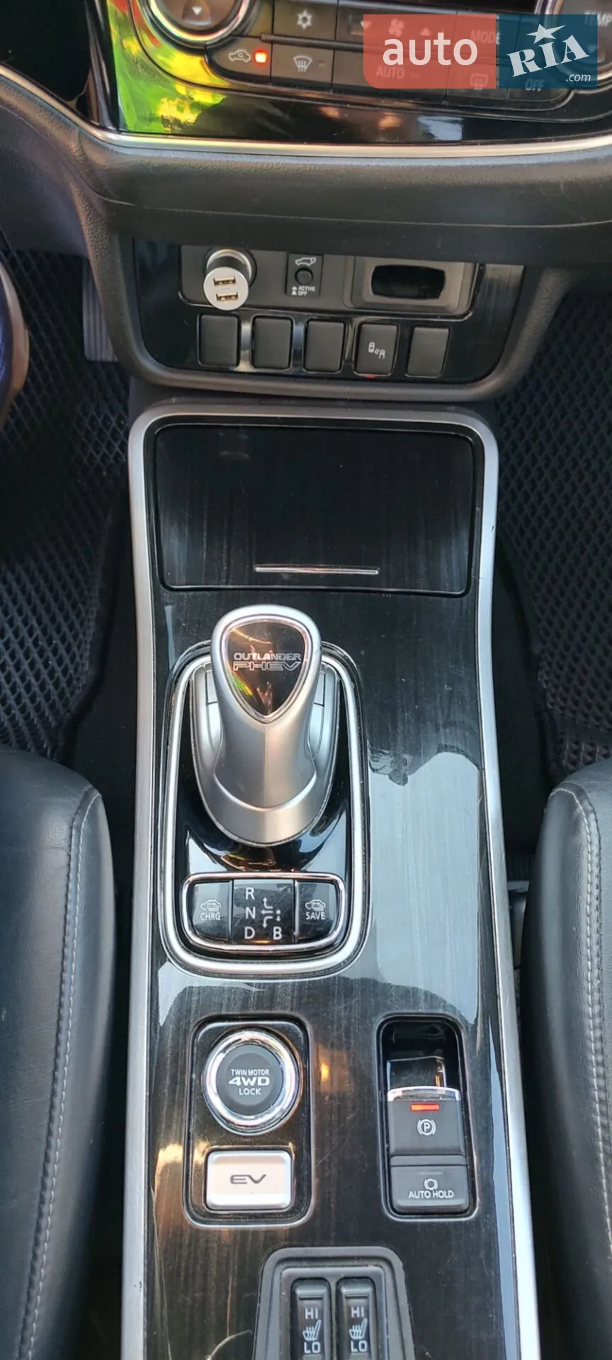 2018 Mitsubishi Outlander - мініатюра 13