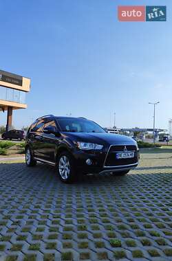 Внедорожник / Кроссовер Mitsubishi Outlander 2010 в 