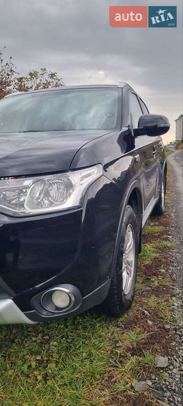 Внедорожник / Кроссовер Mitsubishi Outlander 2014 в Луцке