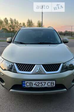 Внедорожник / Кроссовер Mitsubishi Outlander 2008 в Бобровице