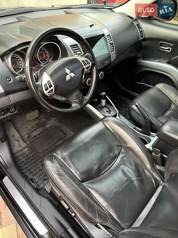 Внедорожник / Кроссовер Mitsubishi Outlander 2007 в Запорожье