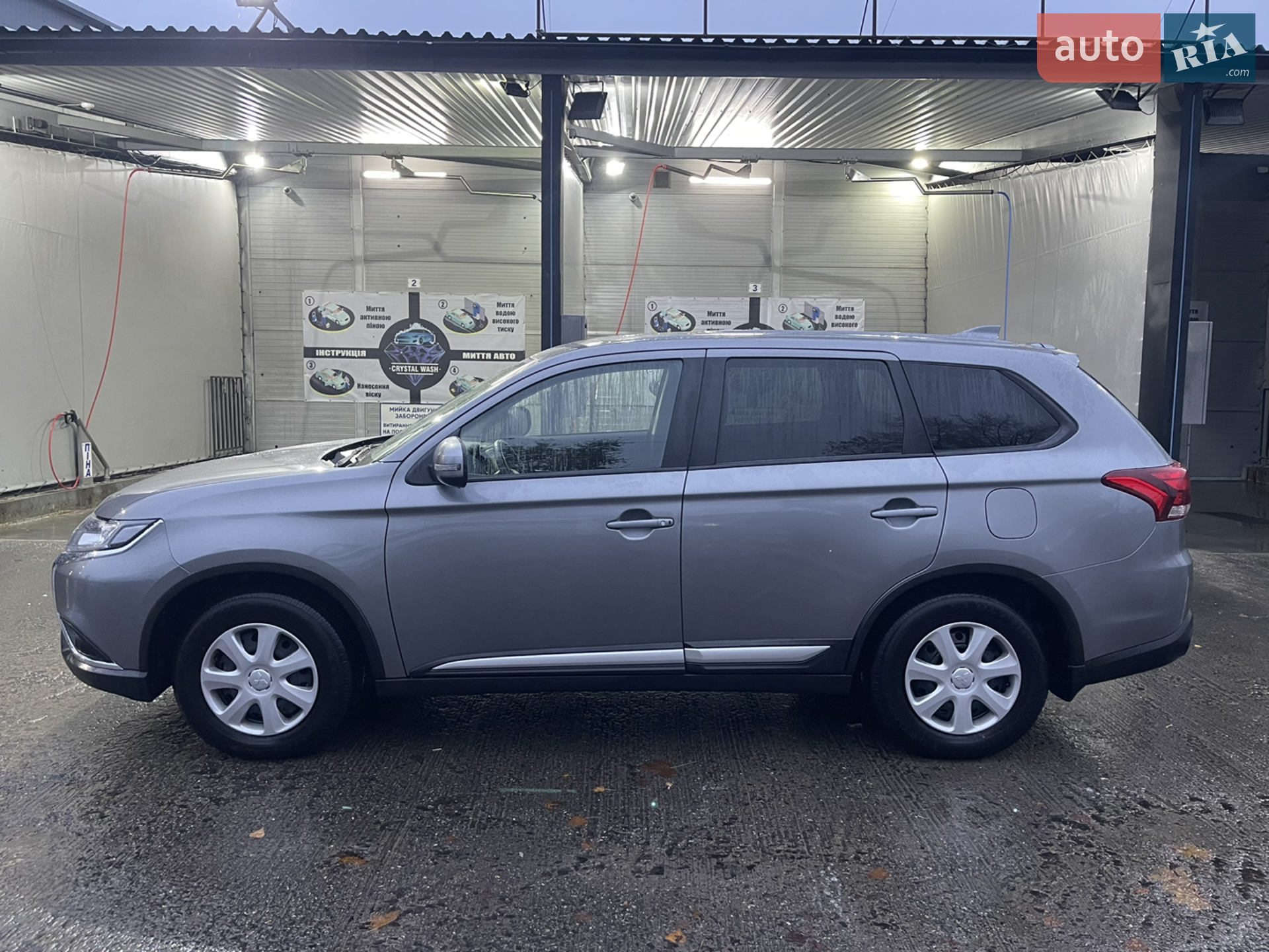 2021 Mitsubishi Outlander - мініатюра 17