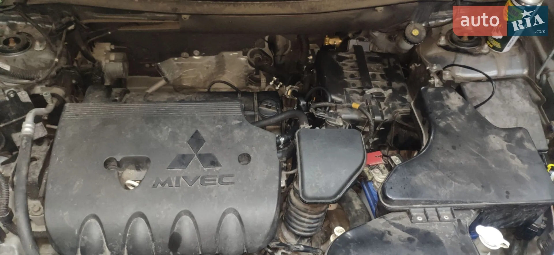 2017 Mitsubishi Outlander - мініатюра 12