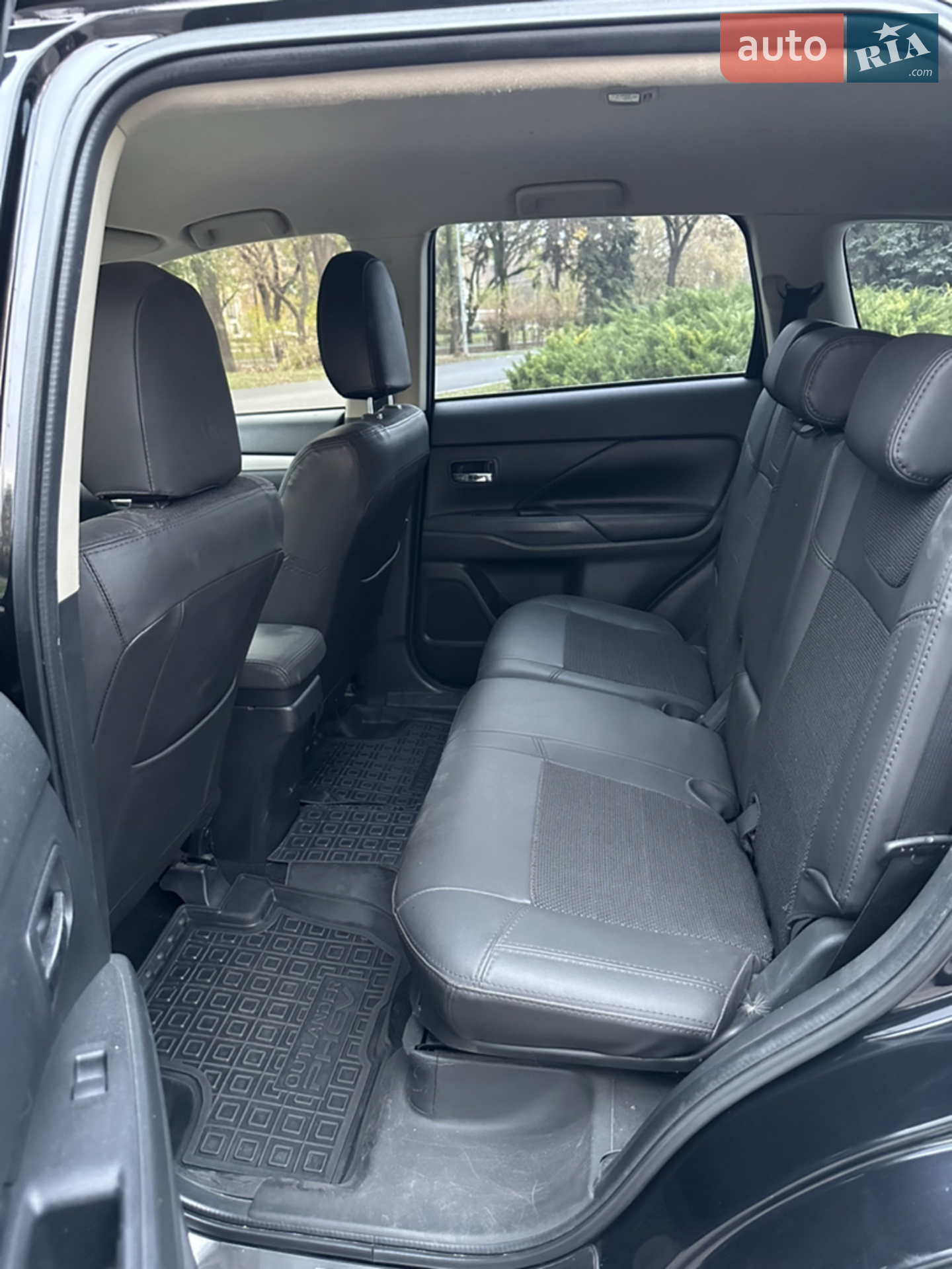 2014 Mitsubishi Outlander - мініатюра 5