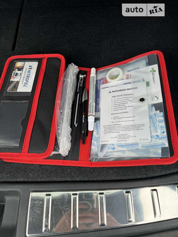 Внедорожник / Кроссовер Mitsubishi Outlander 2023 в Днепре