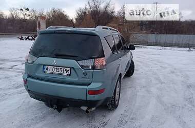 Позашляховик / Кросовер Mitsubishi Outlander 2008 в Києві