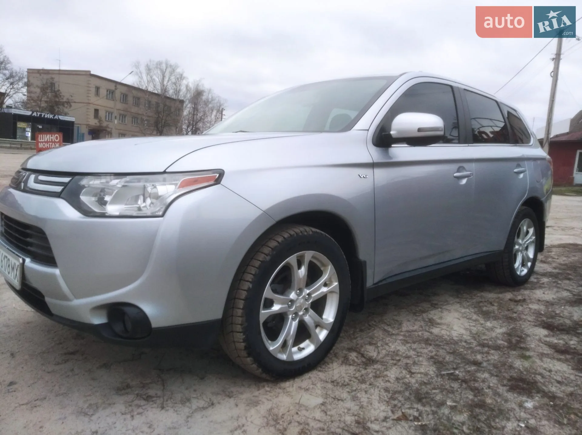 2013 Mitsubishi Outlander - мініатюра 15