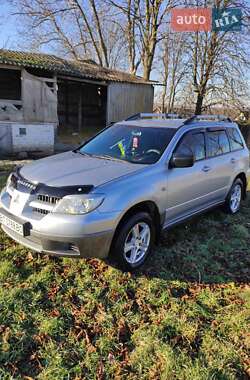Внедорожник / Кроссовер Mitsubishi Outlander 2005 в Виннице