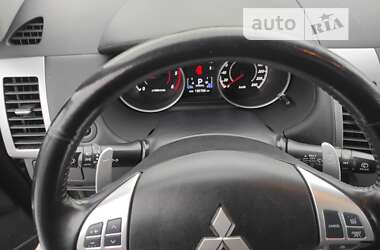 Позашляховик / Кросовер Mitsubishi Outlander 2010 в Дрогобичі