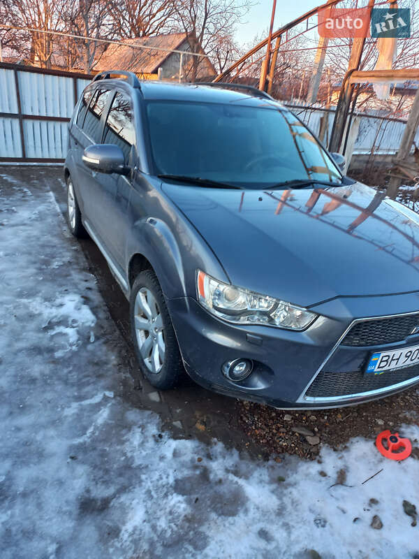 Позашляховик / Кросовер Mitsubishi Outlander 2011 в Одесі