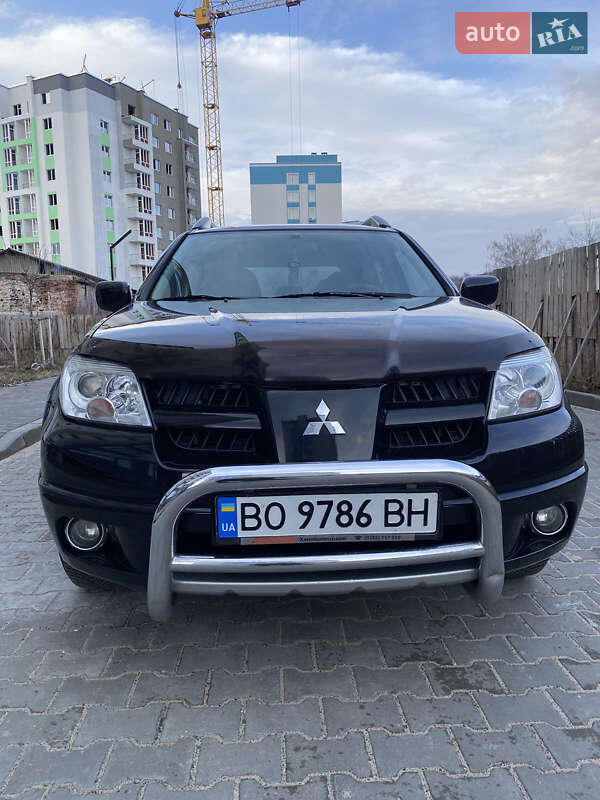 Позашляховик / Кросовер Mitsubishi Outlander 2008 в Хмельницькому