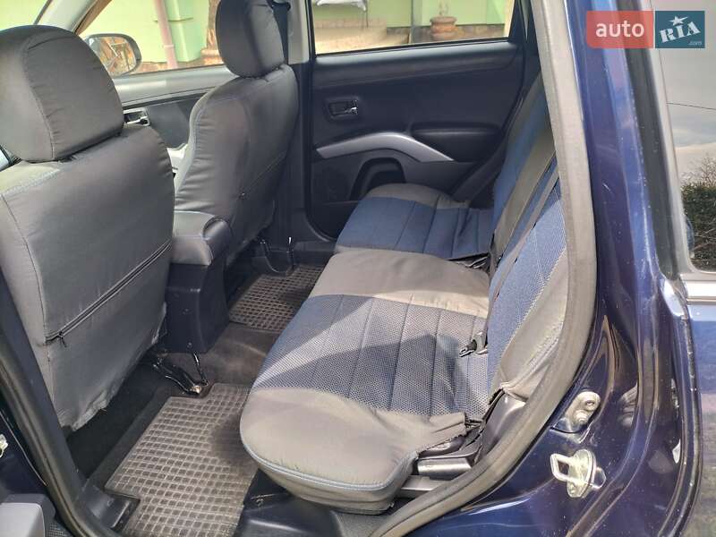 Внедорожник / Кроссовер Mitsubishi Outlander 2011 в Львове