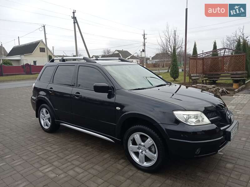 Внедорожник / Кроссовер Mitsubishi Outlander 2008 в Звенигородке фото 4 Внедорожник / Кроссовер Mitsubishi Outlander 2008 в Звенигородке