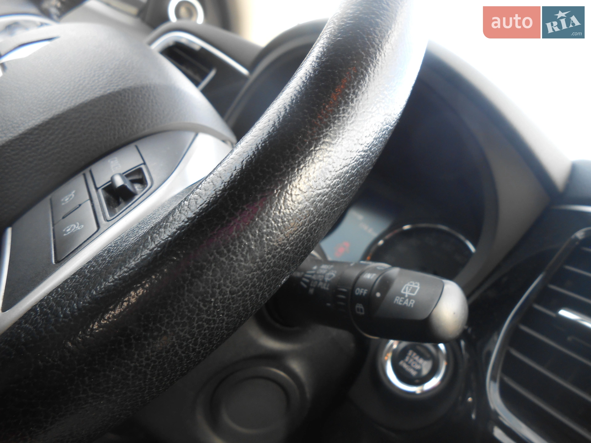 2012 Mitsubishi Outlander - мініатюра 14