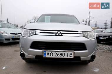 Внедорожник / Кроссовер Mitsubishi Outlander 2014 в Львове