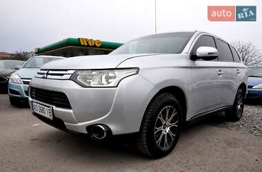 Внедорожник / Кроссовер Mitsubishi Outlander 2014 в Львове