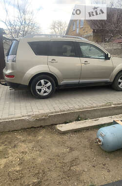 Позашляховик / Кросовер Mitsubishi Outlander 2007 в Доброславі