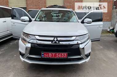 Позашляховик / Кросовер Mitsubishi Outlander 2018 в Харкові