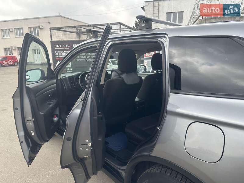 Внедорожник / Кроссовер Mitsubishi Outlander 2014 в Полтаве
